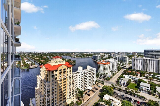 Building Photo - 153 N Seabreeze Blvd
