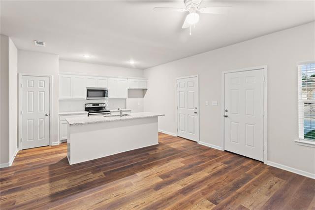 Building Photo - 2724 Ginger Ct