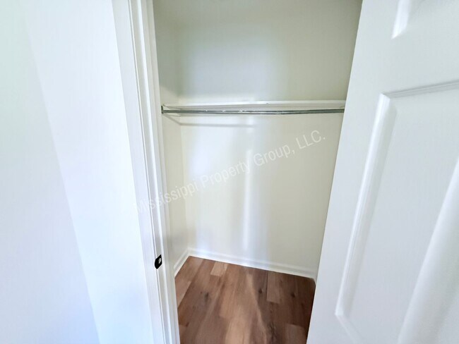 Building Photo - 3BR/2BA For Rent