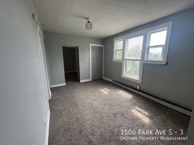 Building Photo - 1506 Park Ave