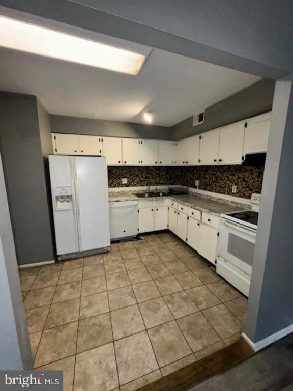 Building Photo - 203 Andrew Rd