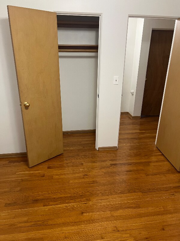 Building Photo - 1723 Parkway Dr