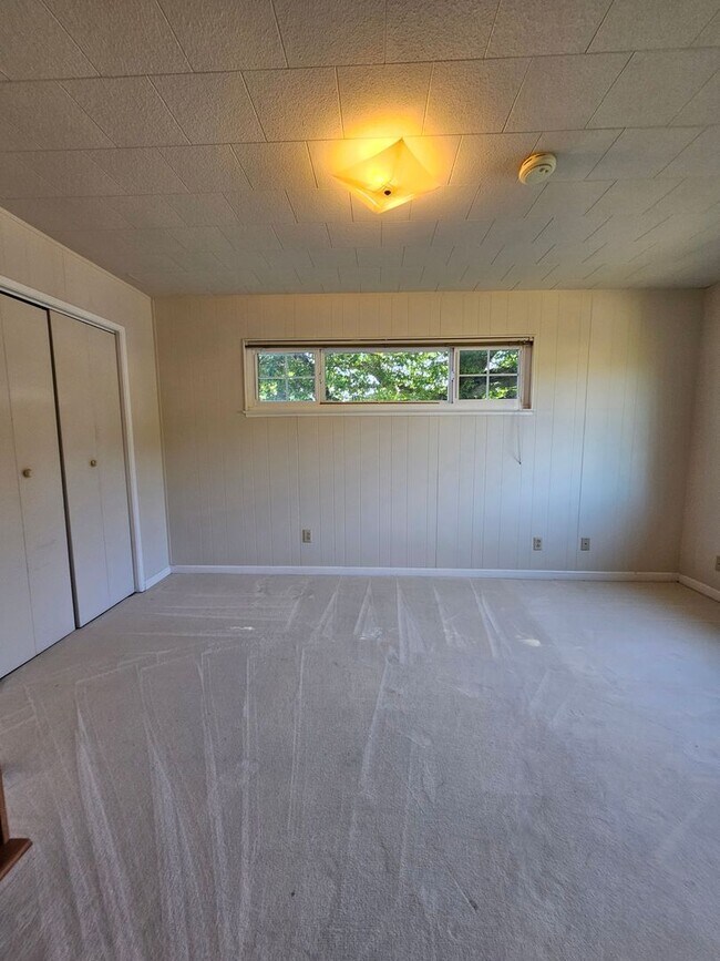 Building Photo - REGAL 4 Bed/3 Bath Home in FREMONT