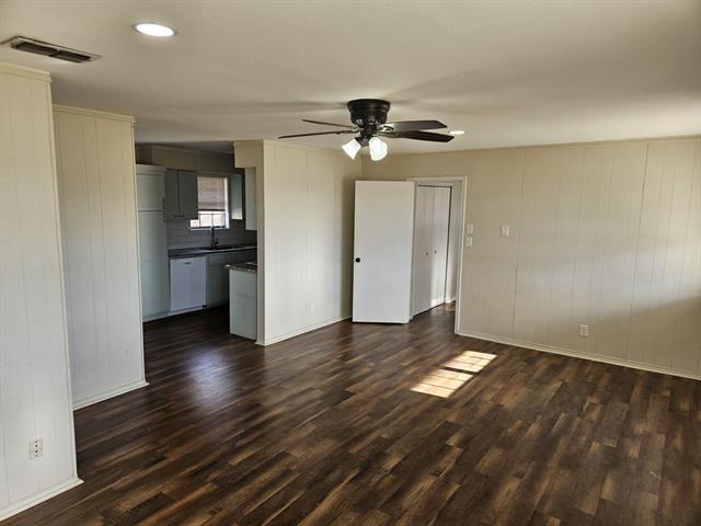 Building Photo - 974 Adays Rd