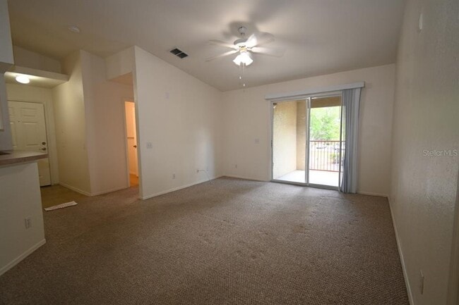 Building Photo - 36015 Deer Creek Dr