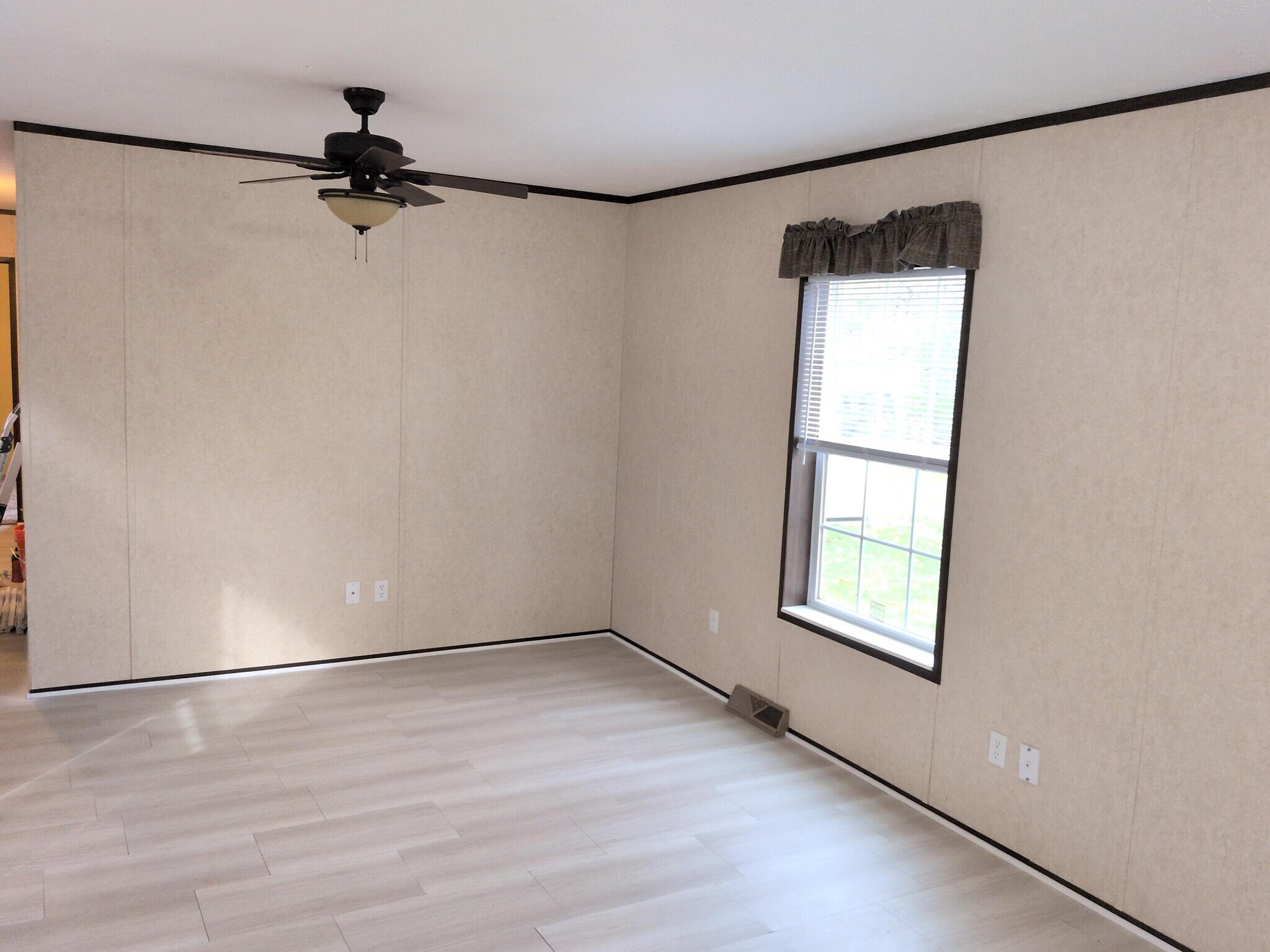 Building Photo - 106 Pine Grove Dr