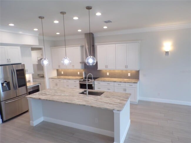 Building Photo - 3655 Bal Harbor Blvd