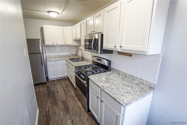 Building Photo - 1225 Hertel Ave