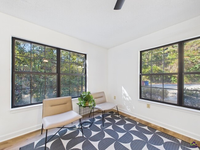 Building Photo - 4508 Bon Ayer Cir