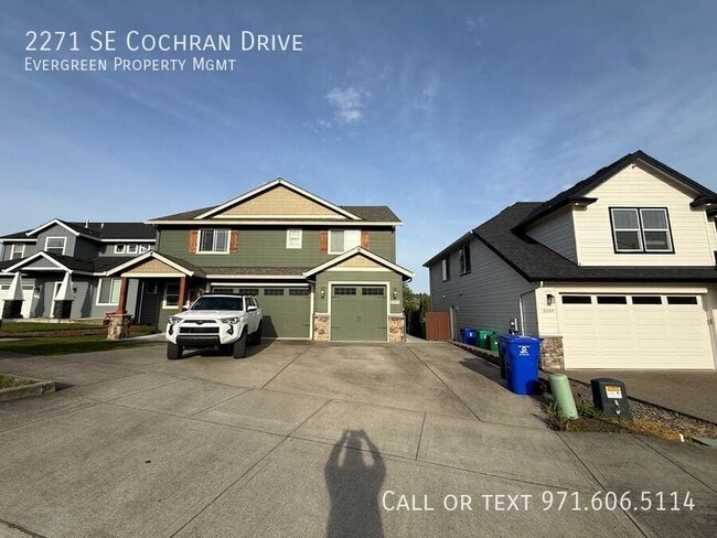 Building Photo - 2271 SE Cochran Dr