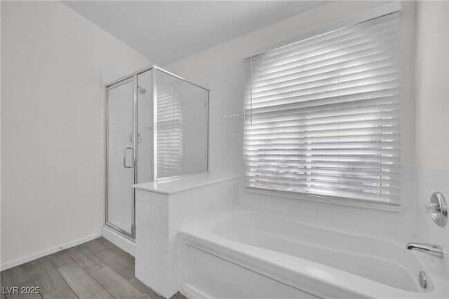 Building Photo - 1542 Misty Sky Dr