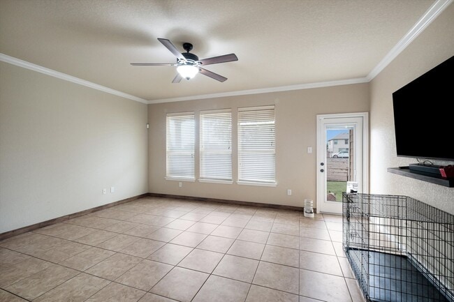 Building Photo - Modern Living Meets Community Charm in This Cibolo Gem