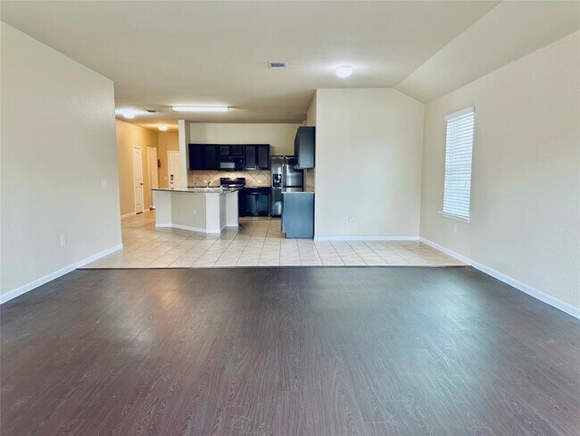 Building Photo - 708 Kaluga Trl