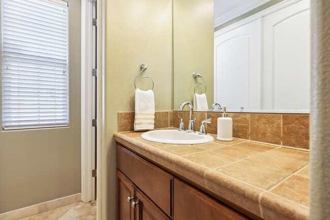 Building Photo - 9 Via Santanella