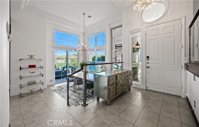 Building Photo - 4 Chandon