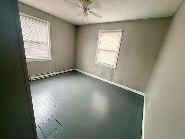 Building Photo - 700 Jackson St