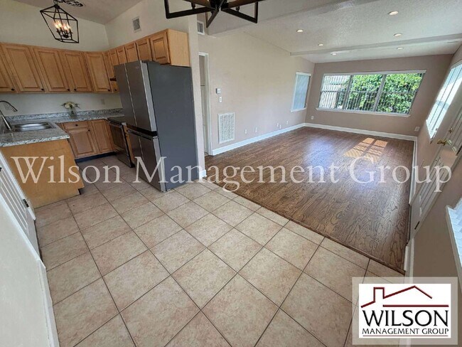 Building Photo - 4008 Montrose Ct