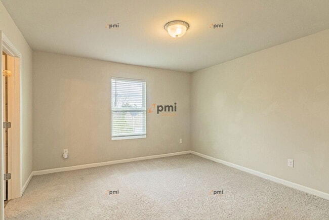 Building Photo - 1710 Hannah Ct