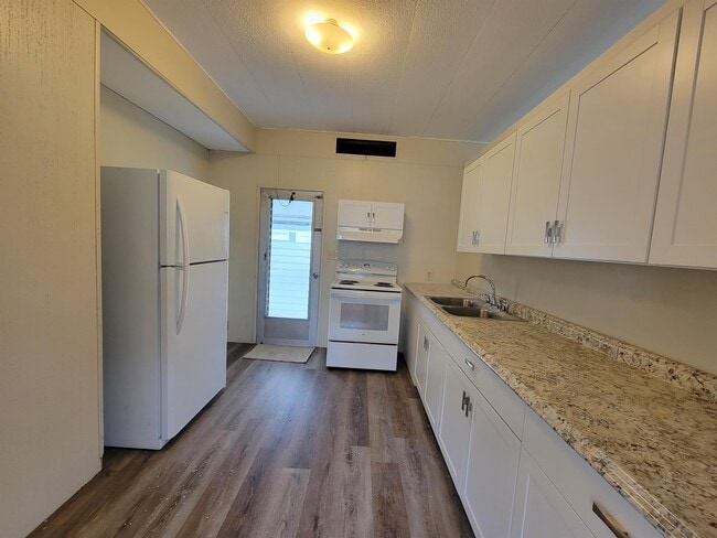 Building Photo - 2021 17th St