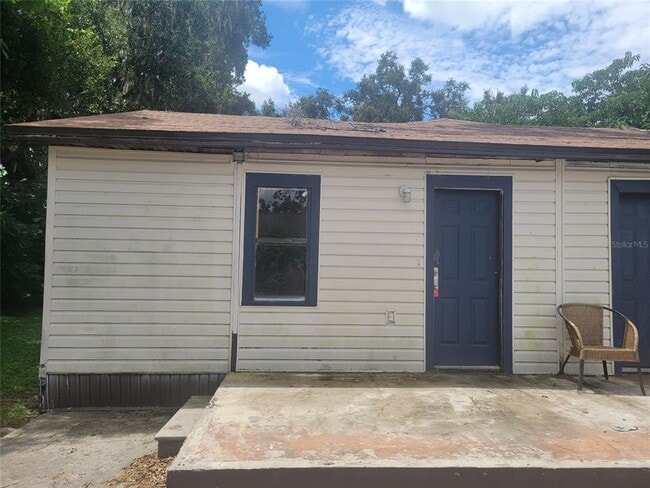 Building Photo - 1290 Henson Ln