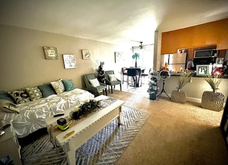 Building Photo - 4860 Rolando Ct