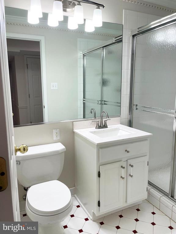Building Photo - 2510 Heatherwood Ct