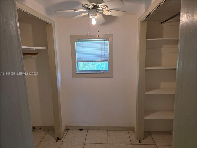 Building Photo - 4321 Kirby Loop Rd