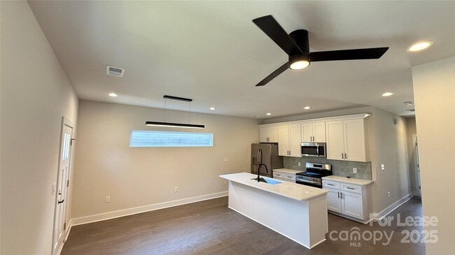 Building Photo - 19813 N Ferry St