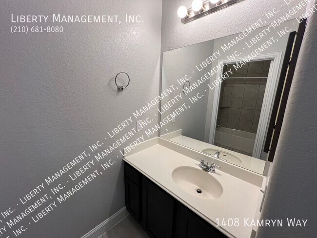 Building Photo - 1408 Kamryn Way