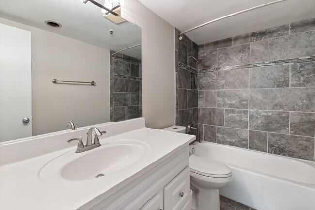 Building Photo - 5911 Edsall Rd