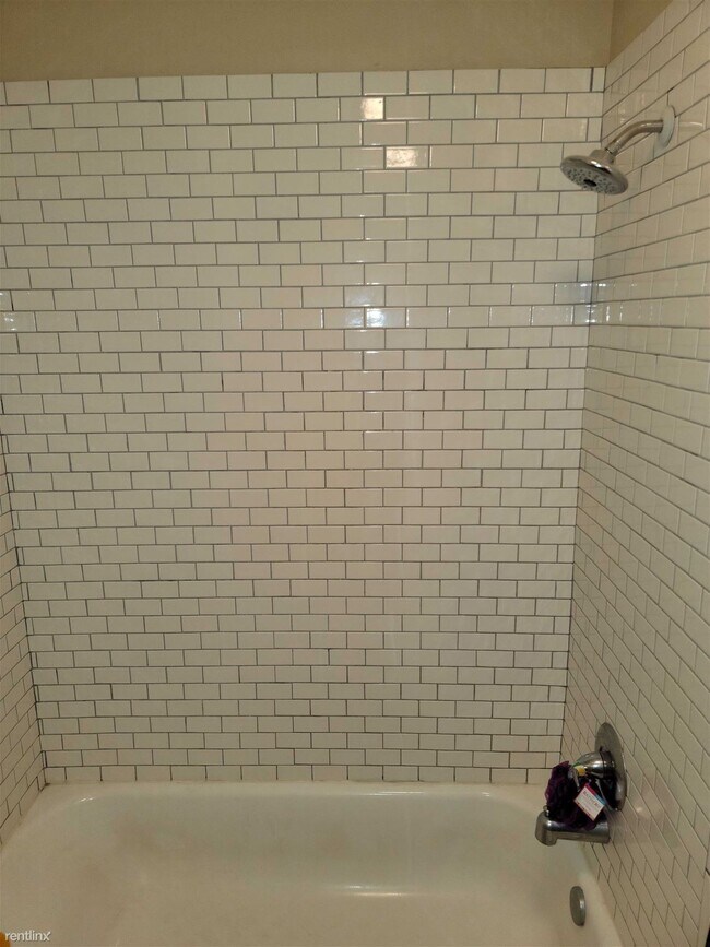 Building Photo - 3 br, 2 bath House - 3900 Windwood Cir