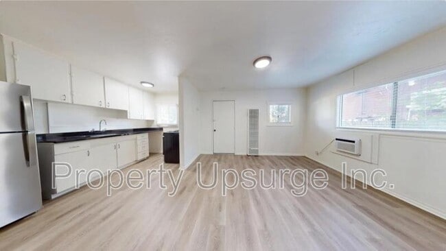 Primary Photo - 630 Bird St