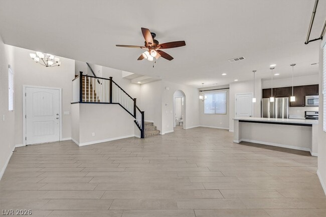 Building Photo - 719 Orchard Course Dr
