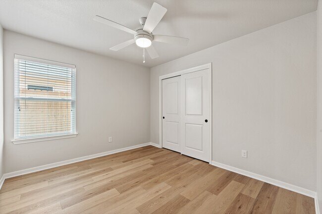 Building Photo - 3107 Wasilla Dr