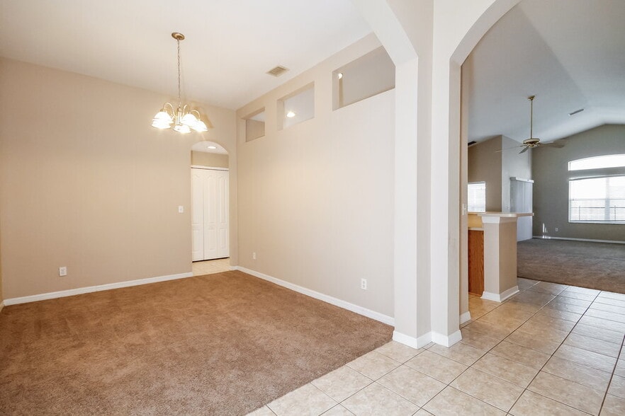 Building Photo - 22650 Hawk Hill Loop