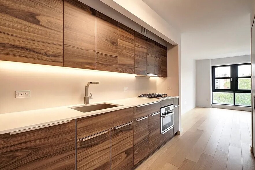 Primary Photo - 171 Suffolk St