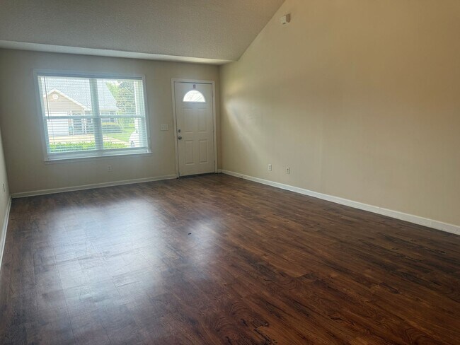 Building Photo - 300 Promise Ln