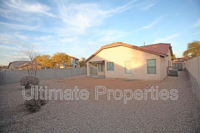 Building Photo - 2026 S 83rd Dr