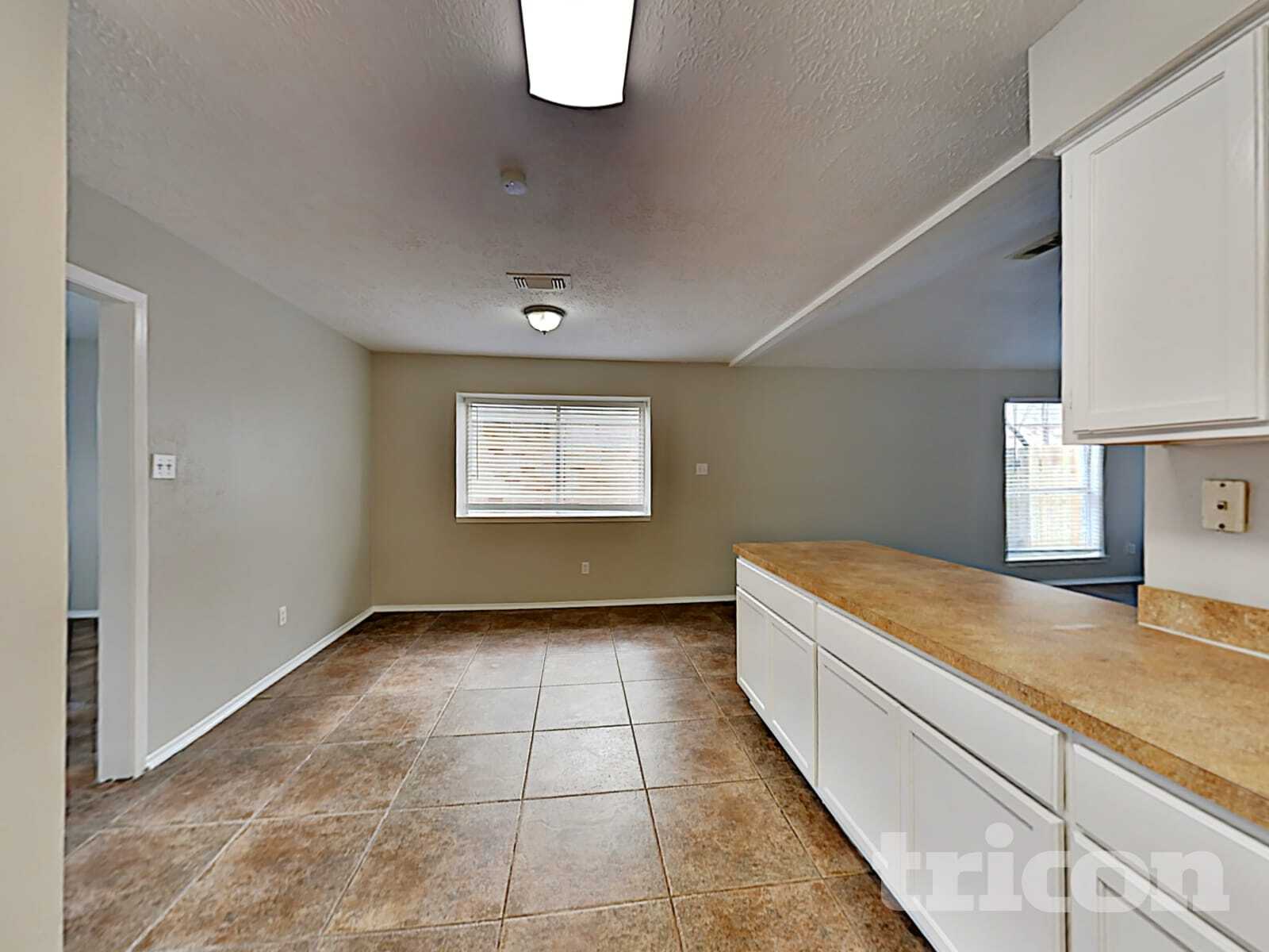 Building Photo - 11451 Stoughton Dr