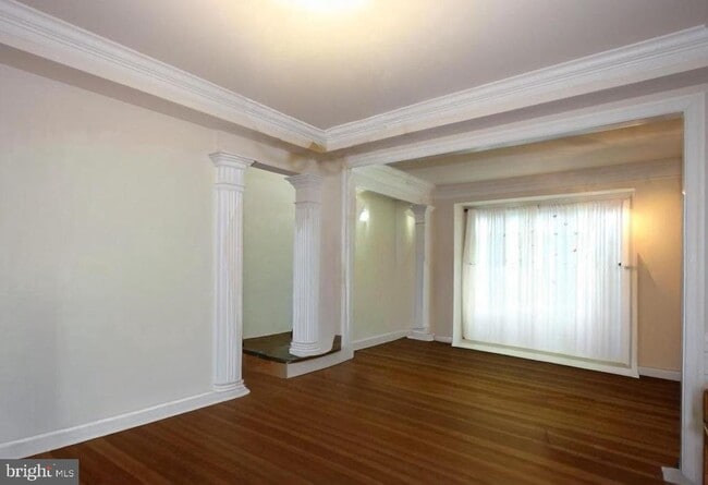 Building Photo - 612 Samantha Ct