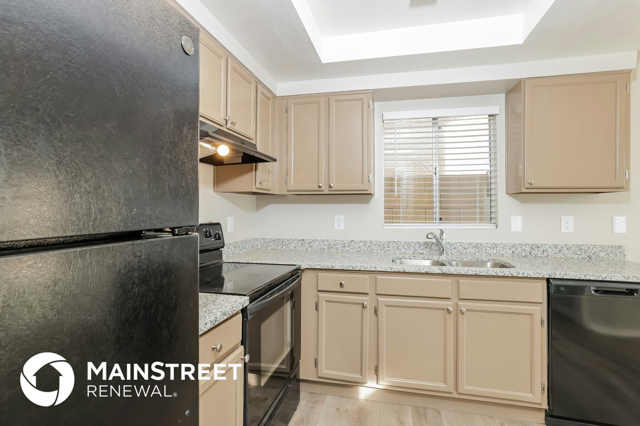 Building Photo - 4461 W Tonto Rd