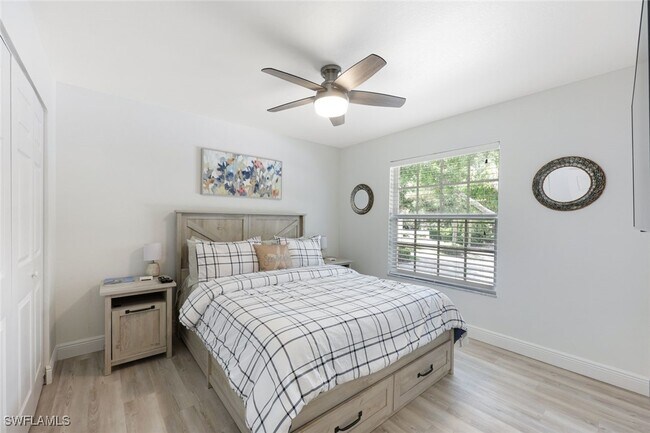 Building Photo - 824 Tanbark Dr