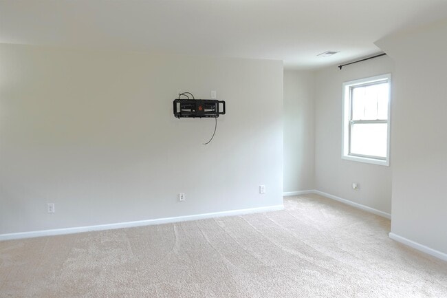 Building Photo - 24 Noble Wing Ln