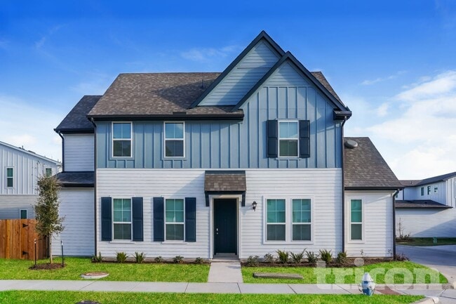 Building Photo - 9835 Willow Creek Commerce Dr