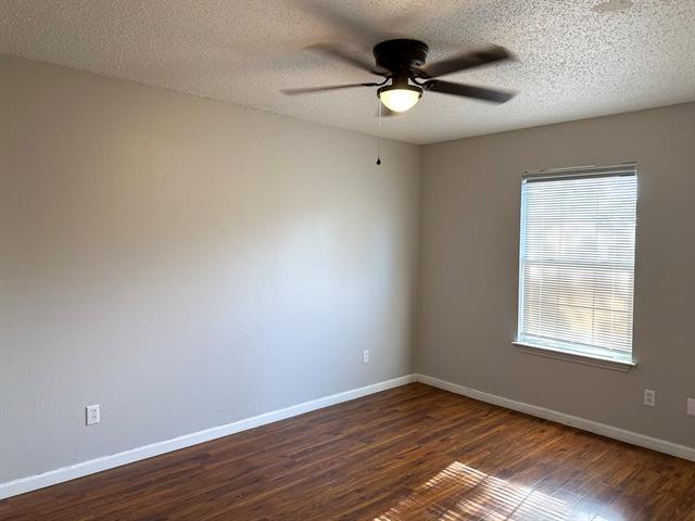 Building Photo - 2460 Chinkapin Way