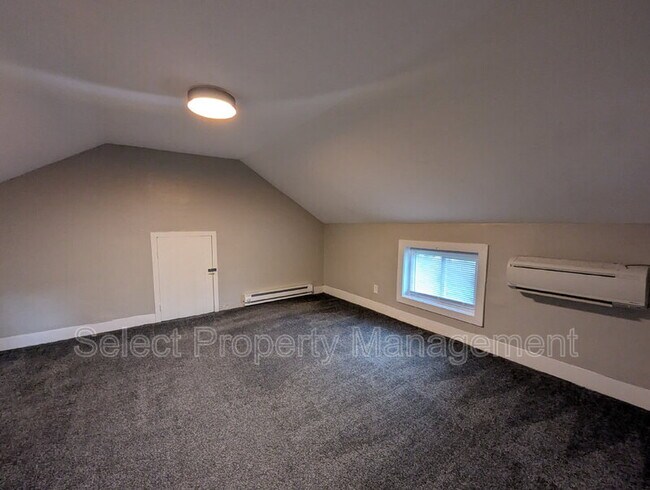 Building Photo - 601 Brackenridge St