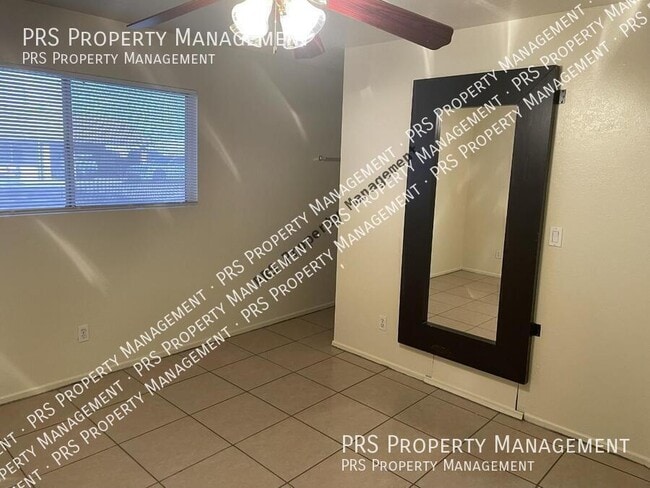 Building Photo - 47 N Maple-