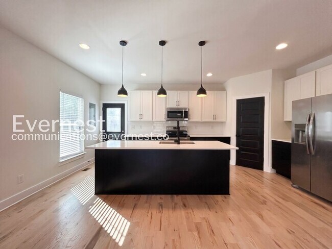 Building Photo - 427 Toney Rd