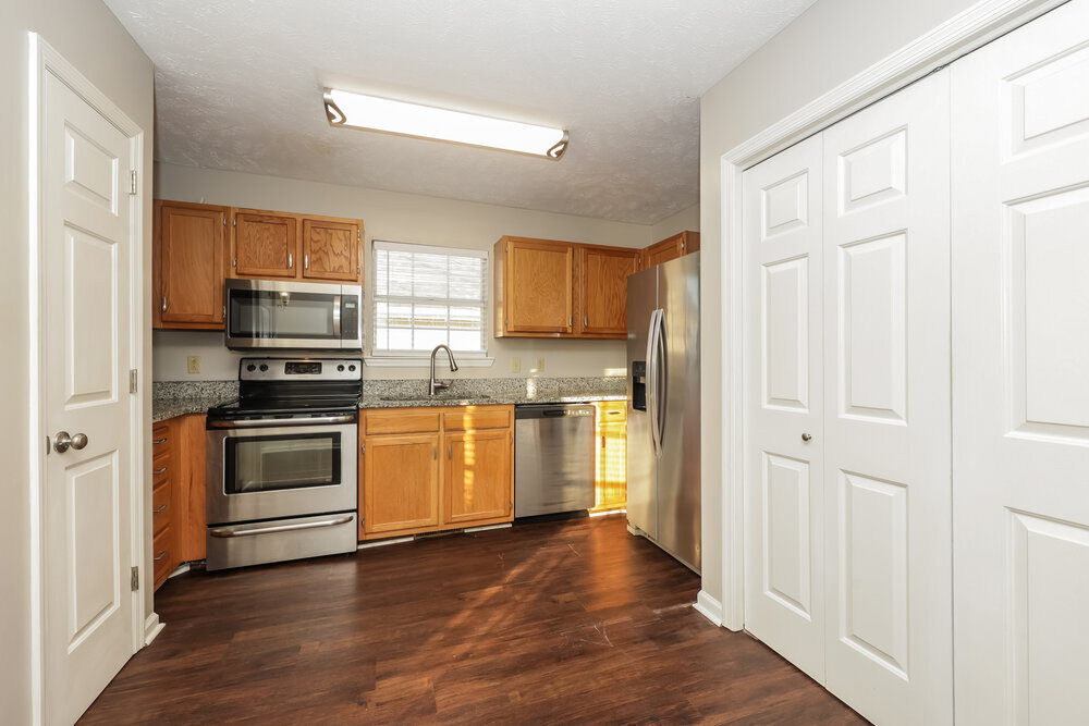 Building Photo - 3925 Calumet Dr