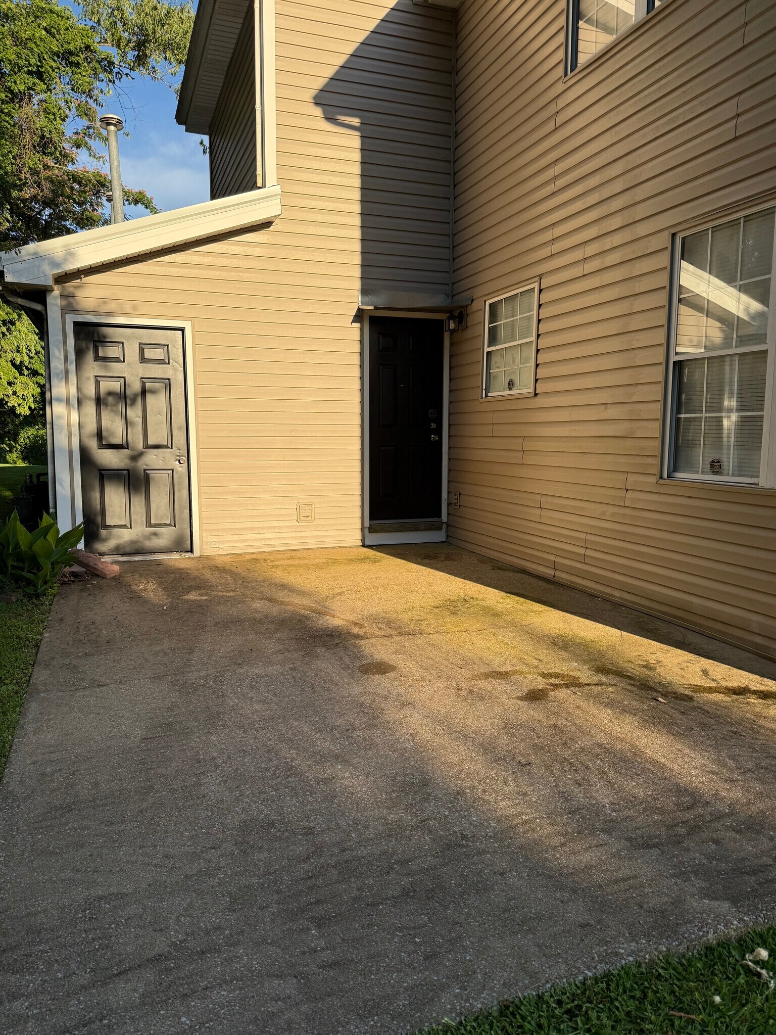 Building Photo - 8611 Leatherwood Trl